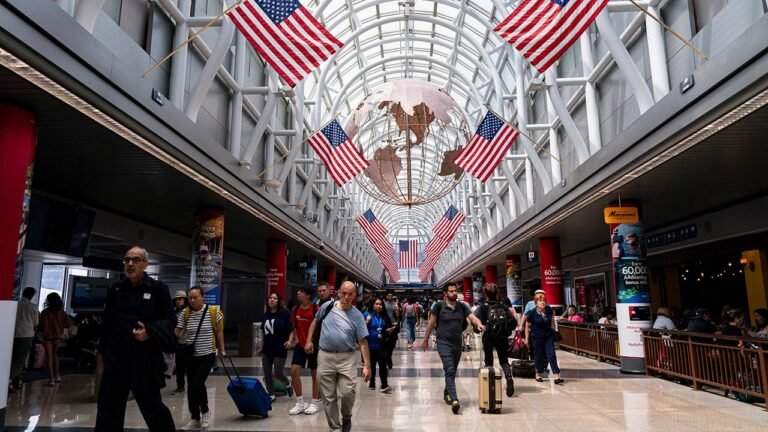 Chicago O’Hare alerts of measles detected in international traveler