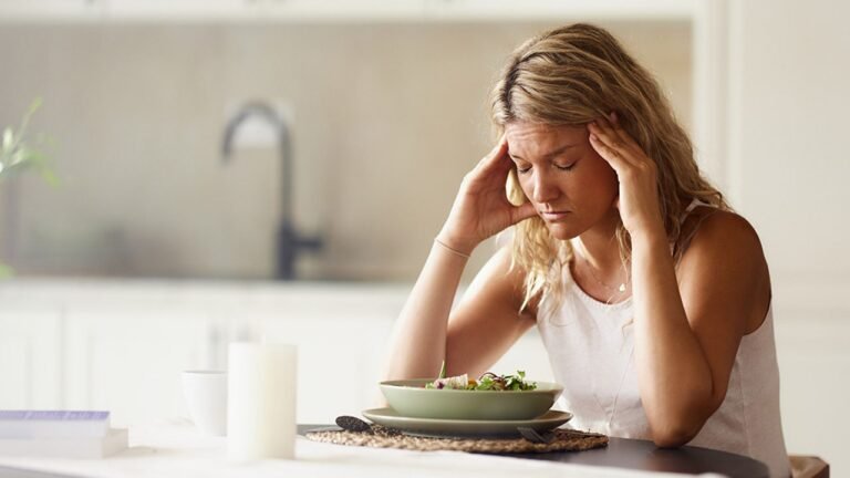 Low-calorie diets linked to increased depressive symptoms, study finds