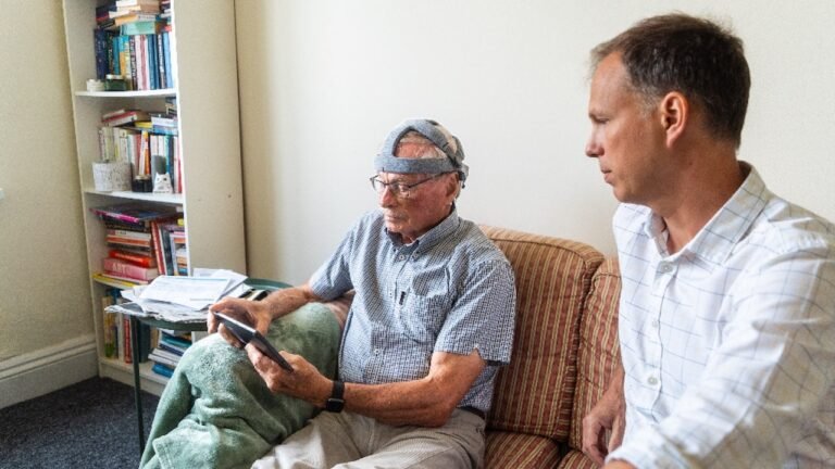 New 3-minute brain test detects early Alzheimer’s signs at home using EEG