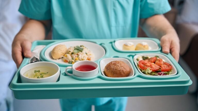 Kennedy and Dr. Oz launch hospital food reform tied to Medicare funding