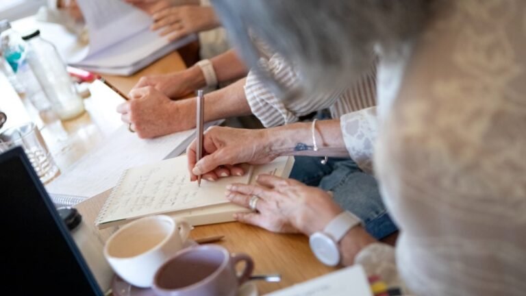 Simple writing test could detect cognitive impairment early, study finds